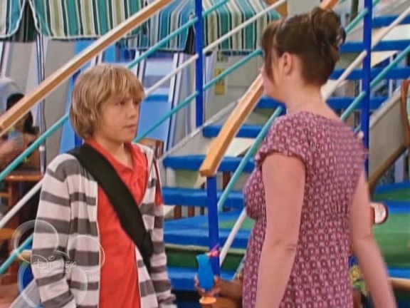 bscap0688 - The suite life on Deck Episode 01