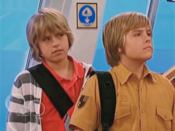 bscap0733 - The suite life on Deck Episode 01