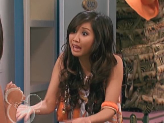 bscap0822 - The suite life on Deck Episode 01