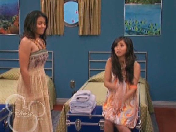 bscap0827 - The suite life on Deck Episode 01