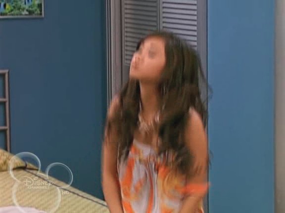 bscap0832 - The suite life on Deck Episode 01