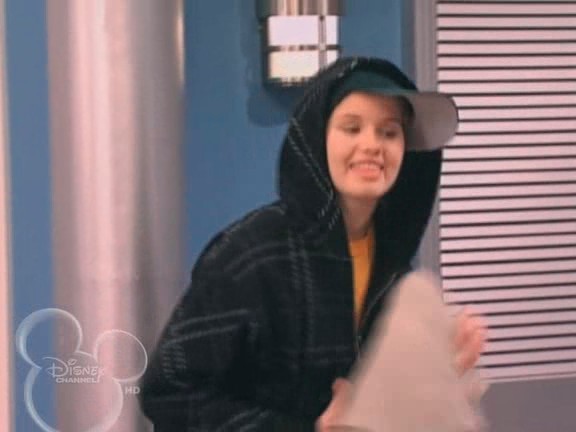bscap1042 - The suite life on Deck Episode 01