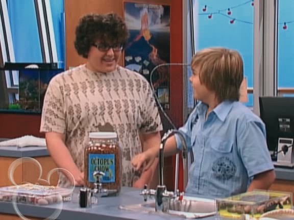 bscap1241 - The suite life on Deck Episode 01