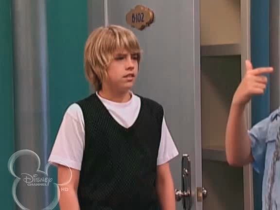 bscap1544 - The suite life on Deck Episode 01