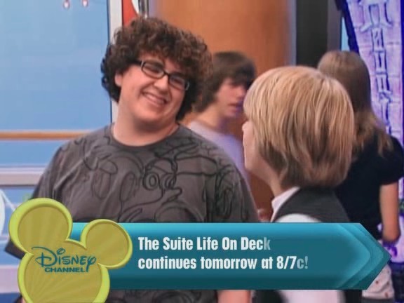 bscap1582 - The suite life on Deck Episode 01