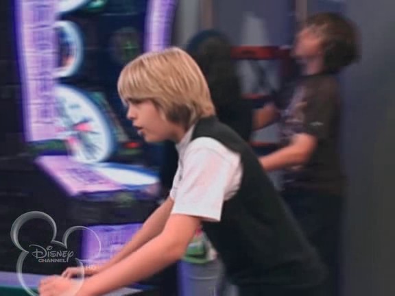 bscap1601 - The suite life on Deck Episode 01