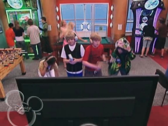 bscap1625 - The suite life on Deck Episode 01