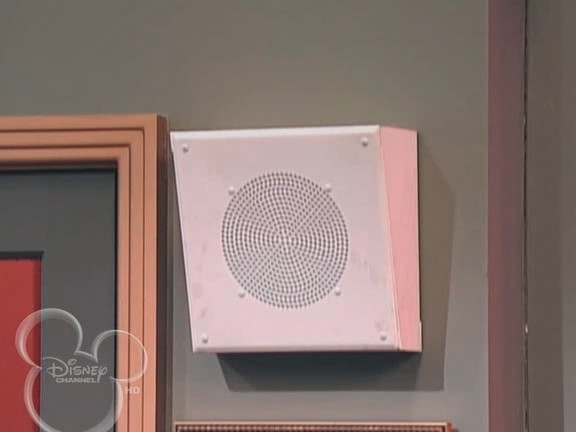 bscap1629 - The suite life on Deck Episode 01