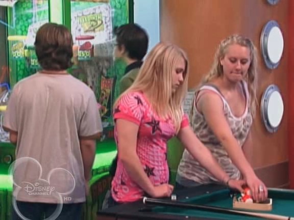 bscap1632 - The suite life on Deck Episode 01