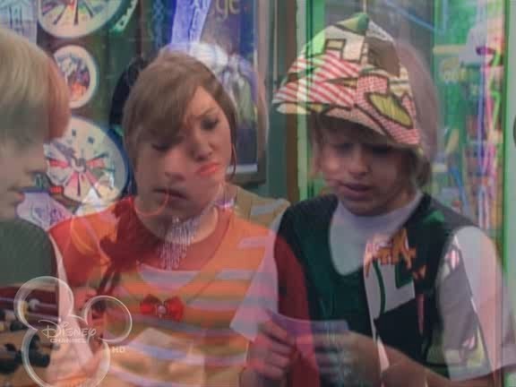 bscap1656 - The suite life on Deck Episode 01