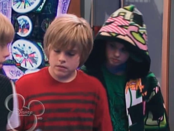bscap1657 - The suite life on Deck Episode 01