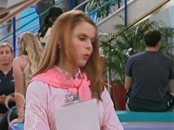 bscap1734 - The suite life on Deck Episode 01