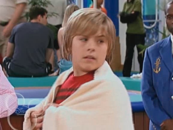 bscap1749 - The suite life on Deck Episode 01