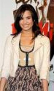 images (5) - Demi Lovato