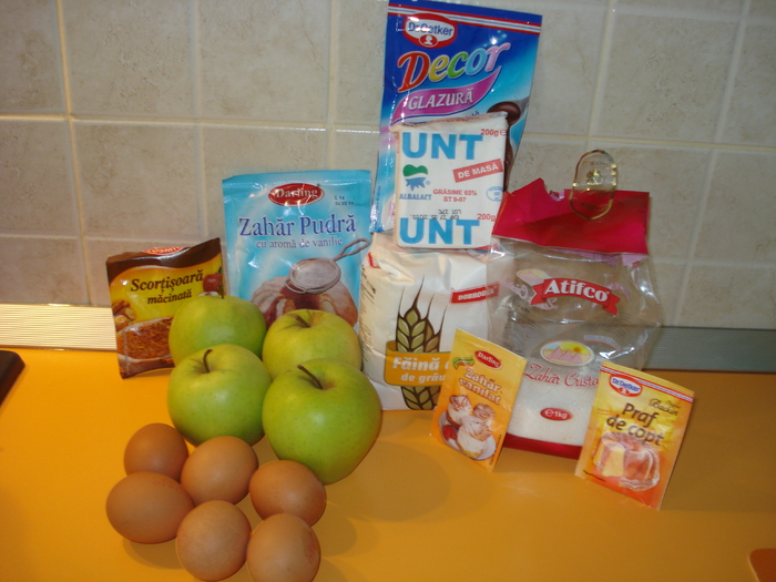 INGREDIENTE PENTRU PRAJITURA CU MERE RASE - GUSTOS