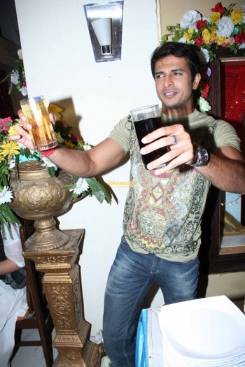 0010 - in cautarea fericirii