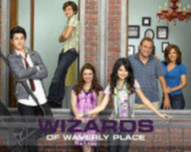 GCMZMSXPLVTDOTLZMHA - Magicienii Din Waverly Places