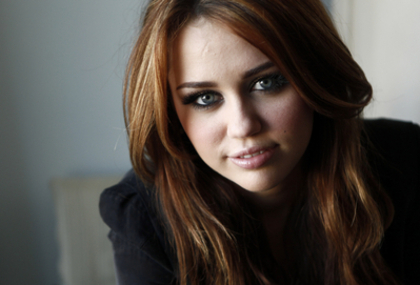 60 - 00club miley cyrus1