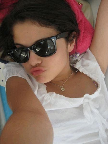 Selena Gomez - Poze rare Selena Gomez