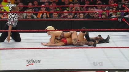 normal_WWE_Raw_12_28_09_Kelly_Kelly_vs_Maryse_720p_AC3_5_1_XviD_avi_000199532