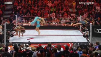 normal_WWE_Monday_Night_Raw_April_5th_2010_avi_000265280 - aproape toate pozele care le am pe pc