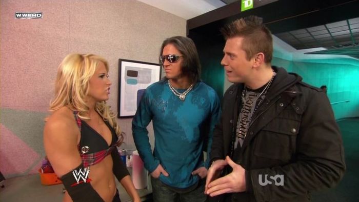 normal_WWE_Raw_12_22_08_Kelly_Kelly_Segment_3_720p_AC3_5_1_XviD_avi_000039748 - aproape toate pozele care le am pe pc
