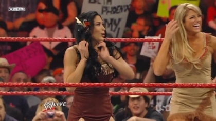 normal_WWE_Raw_11_23_09_Michelle_McCool_Layla_Jillian_vs_Mickie_James_Kelly_Kelly_Melina_720p_XviD_a