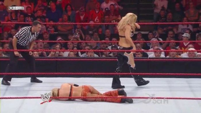 normal_WWE_Raw_08_25_08_Kelly_Kelly_vs_Beth_HD_XviD_avi_000160527