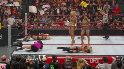 normal_WWE_Raw_03_15_10_Kelly_Kelly_vs_Maryse_720p_AC3_5_1_XviD_avi_000275508