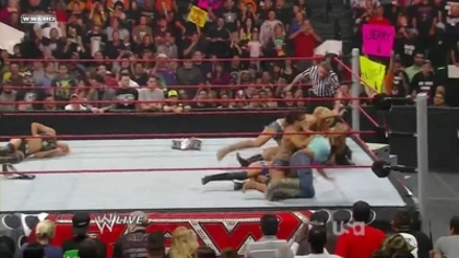 normal_WWE_Raw_03_15_10_Kelly_Kelly_vs_Maryse_720p_AC3_5_1_XviD_avi_000259792