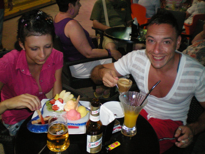 la o inghetata in Benidorm