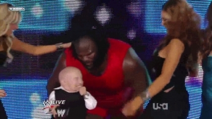 normal_WWE_Raw_11_30_09_Divas_Dancing_720p_AC3_5_1_XviD_avi_000061728