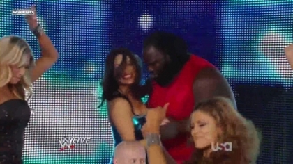 normal_WWE_Raw_11_30_09_Divas_Dancing_720p_AC3_5_1_XviD_avi_000052719