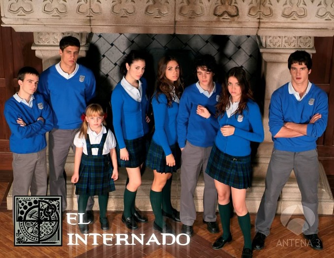 8uy9 - EL INTERNADO LAGUNA NEGRA WALLPAPERS