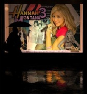 10108386_FZKWODAGE - Album Pentru Toti Fanii Miley Cyrus Si Hannah Montana