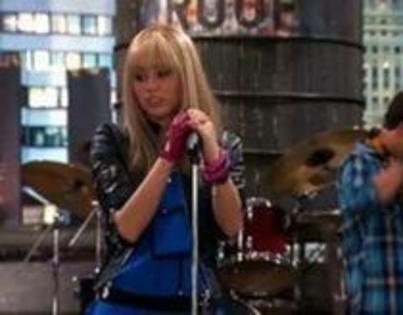 11828558_WIGUACGTV - Album Pentru Toti Fanii Miley Cyrus Si Hannah Montana