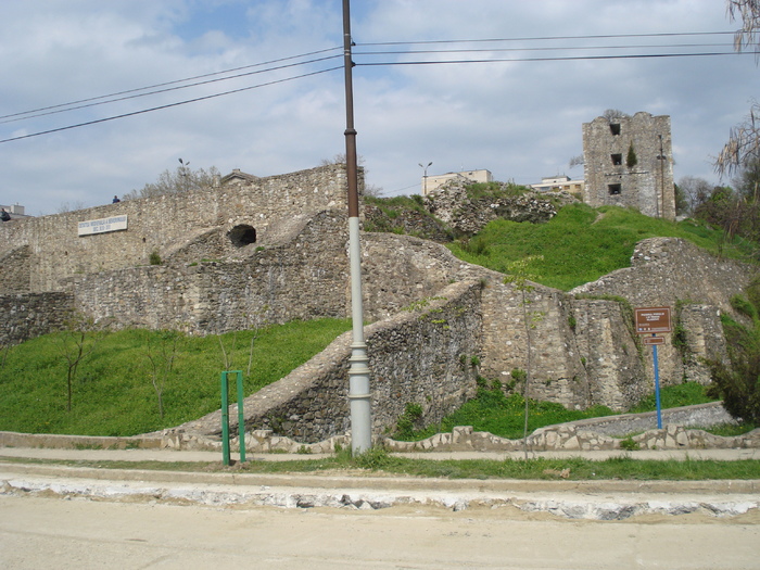 CETATEA MEDIEVALA A SEVERINULUI - Peisaje din orasul meu