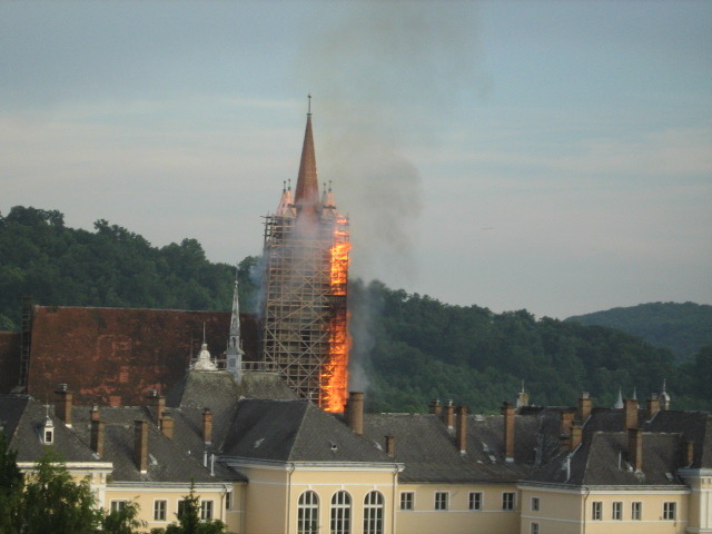 bis.evanghelica . (7) - biserica arsa