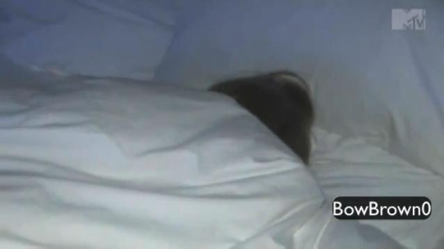  - 0_0 Justin Bieber sleeping 0_0