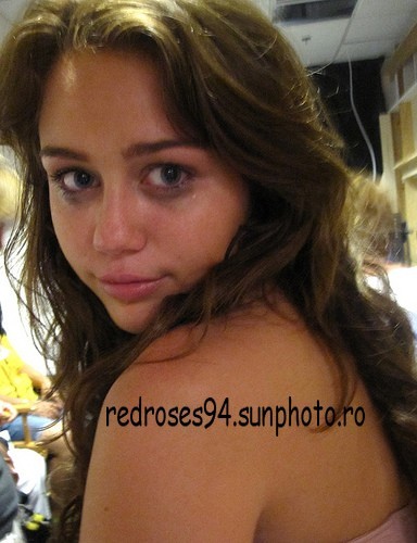 4020047343_e7a073b091 - 00Poze personale Miley00