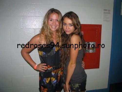 4201280918_9a8469db6b - 00Poze personale Miley00