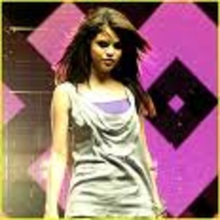 images (19) - Selena Gomez  Falling Down