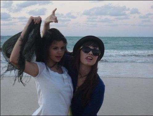 Selena s Demi