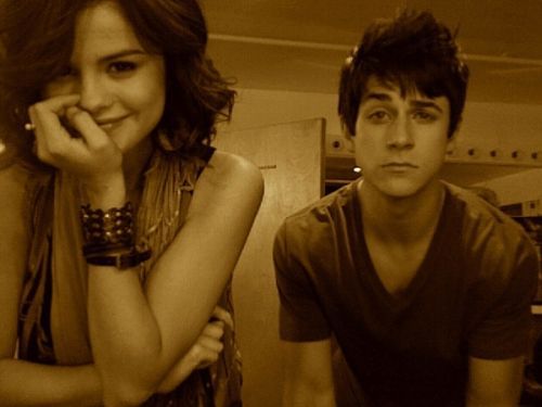 Selena si David