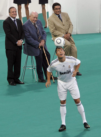 Cristiano Ronaldo Real Madrid (104)