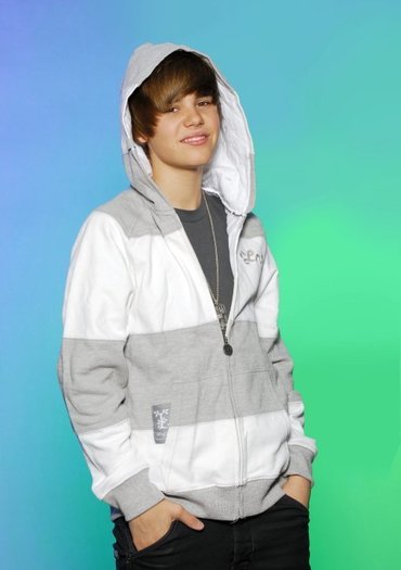 ~~ JusStiN BieEbEr ~~ - o_JuStiN phOtOshOoT 41_o