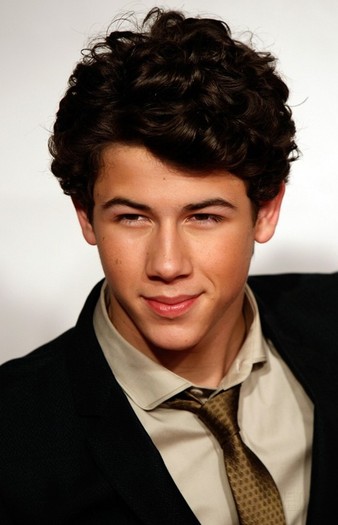 camilla-belle-joe-jonas-musicares-24