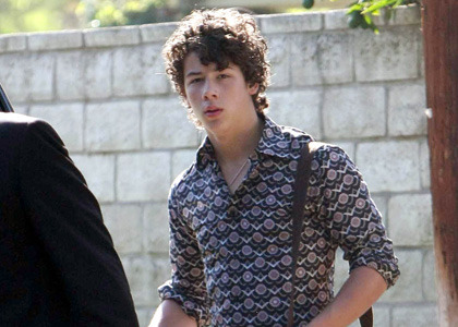 nick_jonas_studio_stud_main_4812 - Cateva pozitzseee