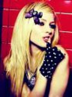 images - Avril Lavigne PhotoShoot 003