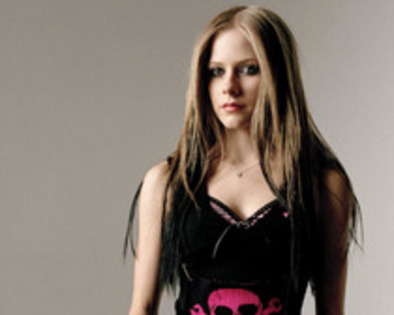 10617204_EUCBZCPTL - Avril Lavigne PhotoShoot 013